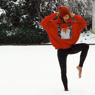 Anna Lewandowska feet photo thumbnail