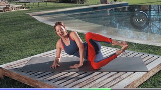Brooke Burke feet photo thumbnail