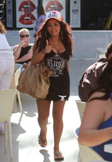 Nicole Polizzi feet photo thumbnail