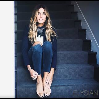 Kelly Bensimon feet photo thumbnail