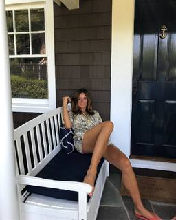 Kelly Bensimon feet photo thumbnail