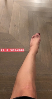 Kate Walsh feet photo thumbnail