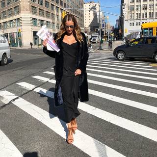 Kelly Bensimon feet photo thumbnail