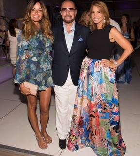 Kelly Bensimon feet photo thumbnail