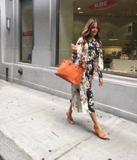 Kelly Bensimon feet photo thumbnail