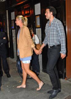 Maria Sharapova feet photo thumbnail