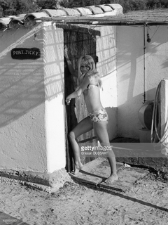 Brigitte Bardot feet photo thumbnail