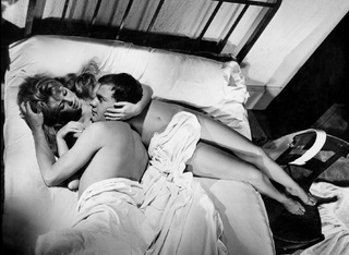 Brigitte Bardot feet photo thumbnail
