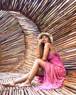 Anitta feet photo thumbnail