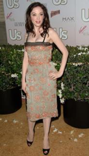Rose McGowan feet photo thumbnail