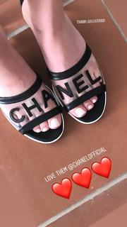 Sydney Sweeney feet photo thumbnail