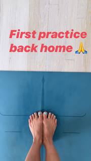 Kino MacGregor feet photo thumbnail