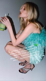 Elsa Hosk feet photo thumbnail