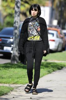 Rumer Willis feet photo thumbnail
