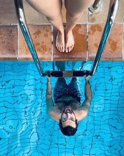 Athina Oikonomakou feet photo thumbnail