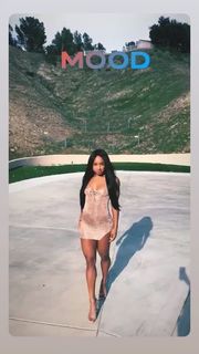 Qimmah Russo feet photo thumbnail