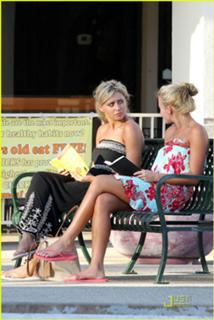Aly Michalka feet photo thumbnail