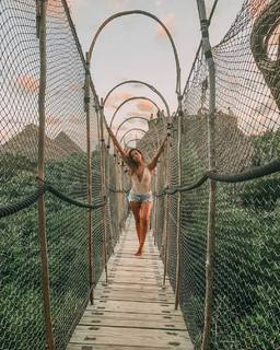 Anitta feet photo thumbnail