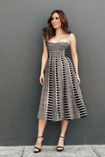 Cynthia Rodríguez feet photo thumbnail
