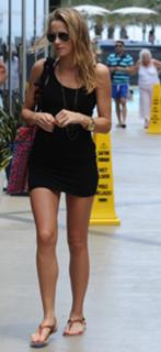 Shantel VanSanten feet photo thumbnail