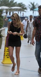 Shantel VanSanten feet photo thumbnail