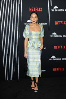 Ashley Madekwe feet photo thumbnail