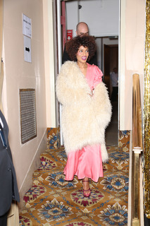 Kerry Washington feet photo thumbnail