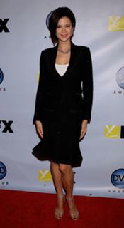 Catherine Bell feet photo thumbnail