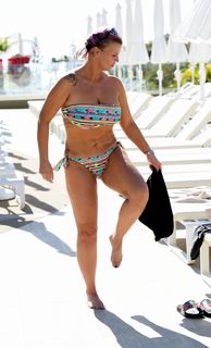 Kerry Katona feet photo thumbnail