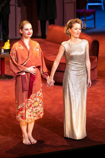 Lily James feet photo thumbnail