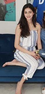 Ananya Pandey feet photo thumbnail