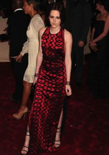 Kristen Stewart feet photo thumbnail