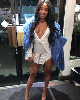 Qimmah Russo feet photo thumbnail