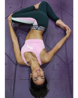 Cristina Pedroche feet photo thumbnail