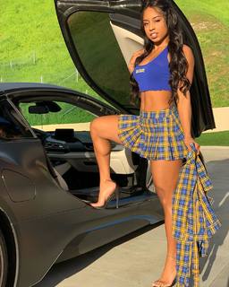 Qimmah Russo feet photo thumbnail