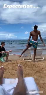 Jilly Anais feet photo thumbnail