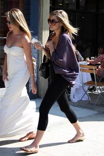 Lauren Conrad feet photo thumbnail