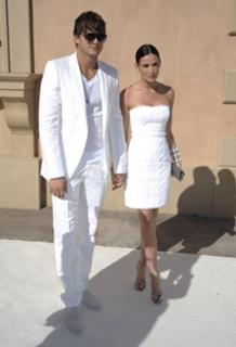 Demi Moore feet photo thumbnail