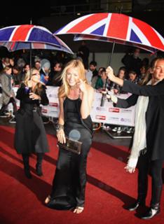 Cat Deeley feet photo thumbnail