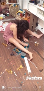 Kéfera Buchmann feet photo thumbnail