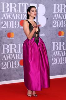 Dua Lipa feet photo thumbnail