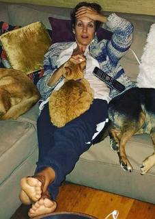 Kate Walsh feet photo thumbnail