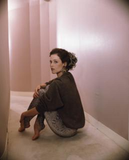 Sigourney Weaver feet photo 1