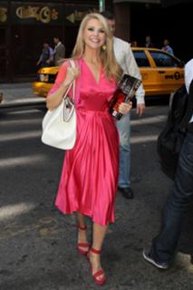 Christie Brinkley feet photo thumbnail