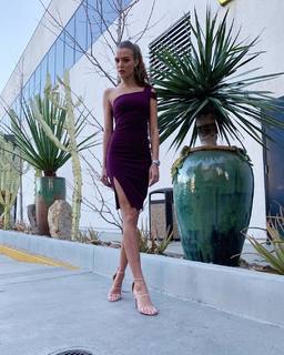 Josephine Skriver feet photo thumbnail