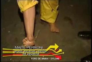 Maite Perroni feet photo thumbnail