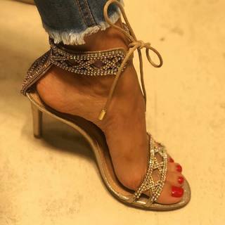 Alaine Crissiê feet photo thumbnail