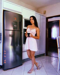 Alaine Crissiê feet photo thumbnail