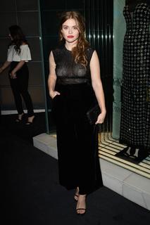 Holland Roden feet photo thumbnail