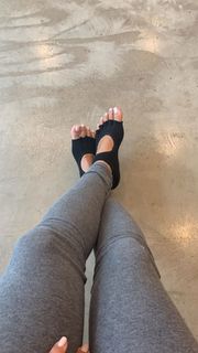 Karrueche Tran feet photo thumbnail